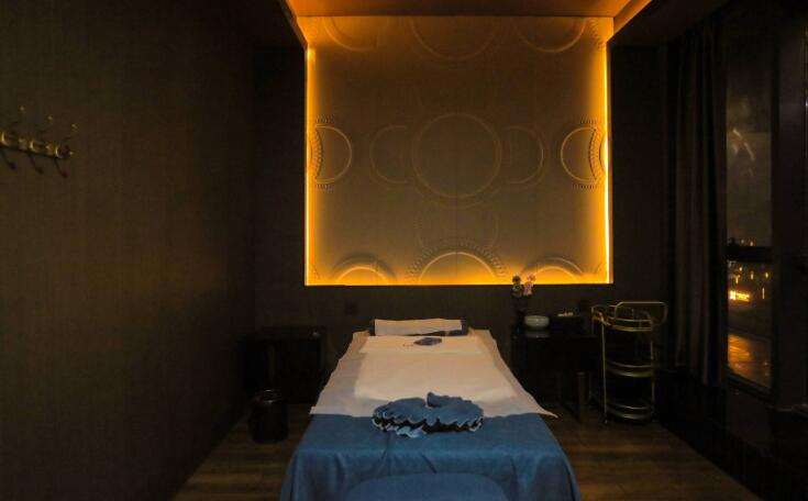 四川成都宜宾市区豪华休闲养生会所项目确实很齐全，特色花式很多